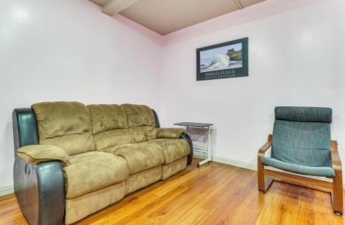 Castro Valley Apartment | Lake Chabot Getaway ~ 3 Mi to Water!