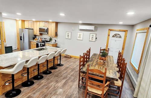 Tunkhannock Township Ski Chalet | Lake & Pool Access Included, Private Backyard Hot Tub, Firepit & Arcade Room