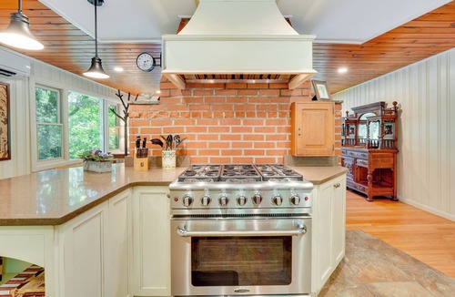 Brewster Cottage | Lakefront Brewster Vacation Rental w/Private Dock