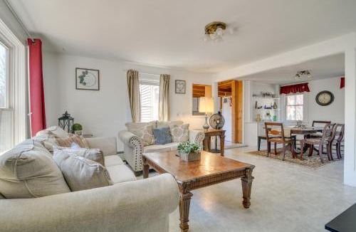 Oakland House | Lakefront Maine House ~ 4 Mi to Colby College