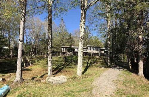 Mongaup Valley House | Lakefront Mid-Century Modern 4 Bedroom Home