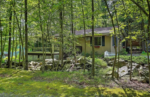 Milford House | Lakefront Milford Home w/Pvt Dock & Hot Tub!
