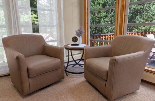 Pine Grove House | Lakefront Retreat,Sleeps 8, Kayaks & Fishing