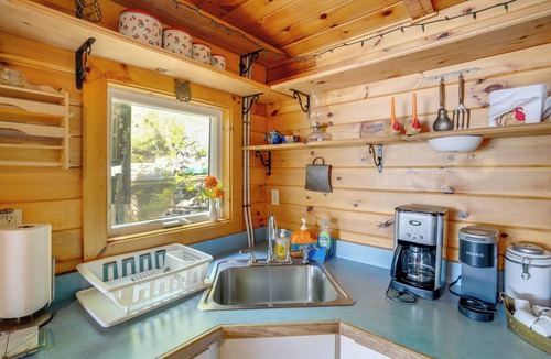 Berkshire Cabin | Lakeside Berkshires Cabin w/Private Dock & Views