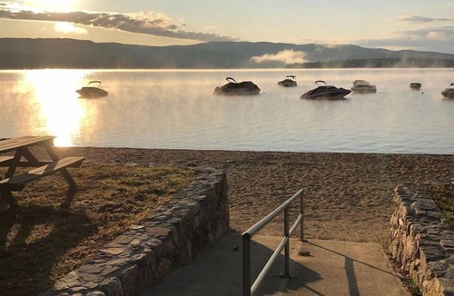 Hebron Cottage | Lakeside Cottage with Private Shared Sandy Beach on Newfound Lake.