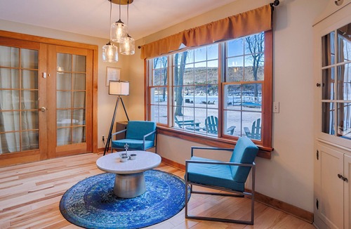 Honeoye Cottage | Lakeside Solace: Luxury Family Retreat!