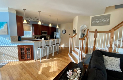 Bayside House | Large Beach House in Luxury Resort with Pools