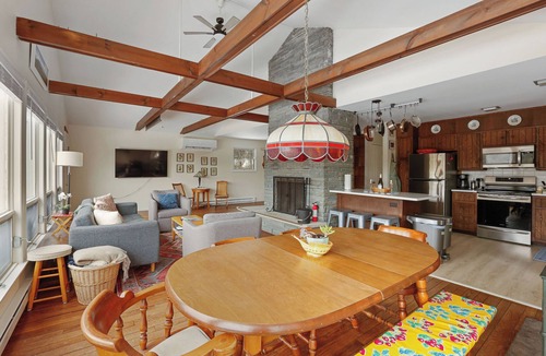 Oak Hill House | Large Catskill Mountains/Hudson Valley country house, relaxing gathering space