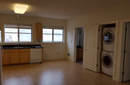 Pill Hill Condo | Live Close to Everything!