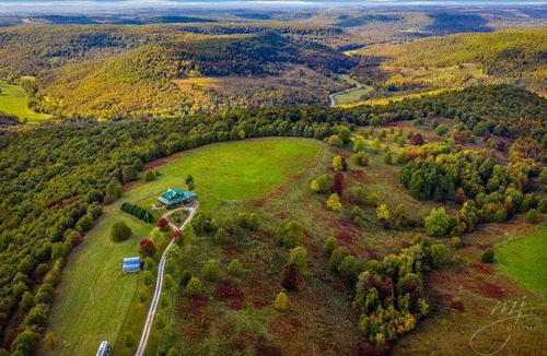 Compton House | Lodge at OZK Ranch- Incredible mountaintop cabin with hot tub and views
