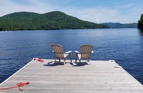 Hadley House | Log Home With 172 Feet Of Lake Front And Dock/Saratoga Is 20 Miles Away