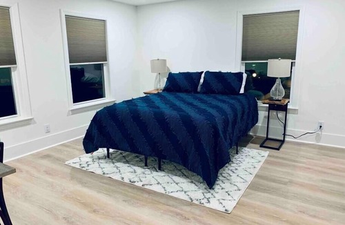 Augusta Apartment | Lovely 2 bedroom apartment in the heart of Augusta