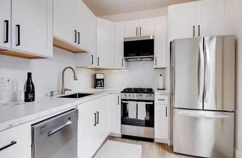 Pacific Heights Apartment | Lovely one Bedroom in Pacific heights