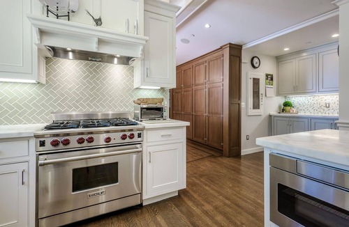 Hillsborough House | Luxurious designer home, walkable to downtown Bur & SM, heart of Silicon Valley
