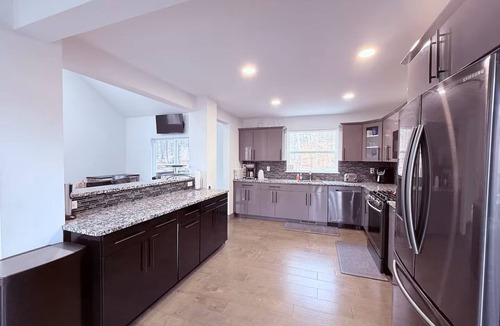 Lackawaxen Ski Chalet | Luxury 5BR Chalet with Lake, Pool, Ski, Game Room, 2 Decks and Sleeps 14
