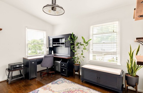 East Side House | Luxury Beltline Retreat w/Private Gym & 10 Min to World Cup Stadium