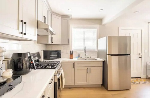 Daly City Apartment | Luxury Entire Suite Close to SF!