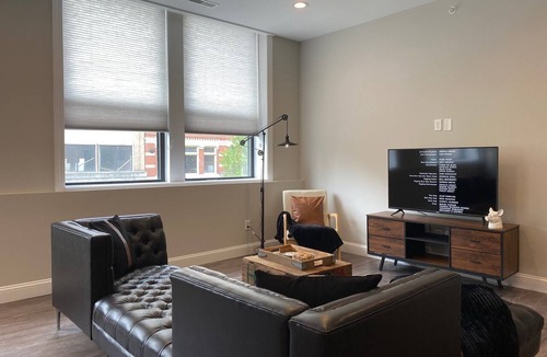 Glens Falls Apartment | Luxury Loft/King Bed - Civic Center/Cafe/Brewery/Farmers Market - FREE Gar Park