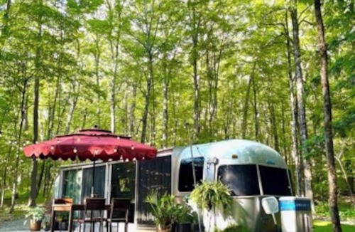 Newtonville Cabin | Luxury, modern AIRSTREAM at June Farms!
