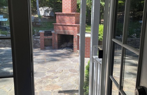 Stroudsburg House | Luxury Pocono Escape Hot Tub Sauna outdoor Fire Pit 8 beds close to vineyards