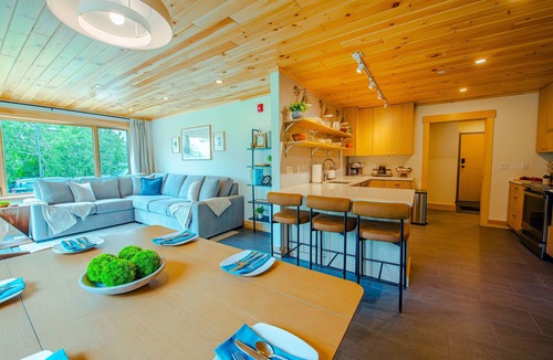 Carrabassett Valley Condo | Luxury Sugarloaf - Ski-In/Ski-Out in Gondola Village