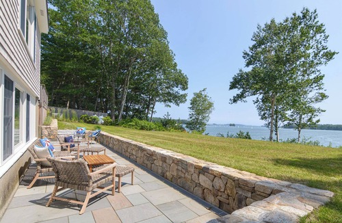 Freeport House | Luxury Waterfront Vacation Rental in South Freeport - Private Dock on Casco Bay