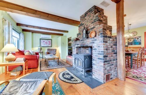 Manchester Center House | Manchester Center Home w/Green Mtn Views!