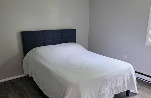 Galeville Apartment | Marvelous 2-bedroom apartment with AC in lively Liverpool