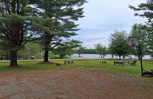 Howland Cabin | Merrill Brook Cabins - Bear Den cabin on Merrill Brook & Penobscot River