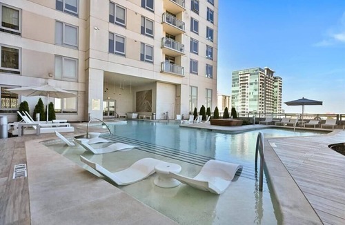 Garden Hills Apartment | Mins from Shops, Eateries | Easy Highway&Freeway Access