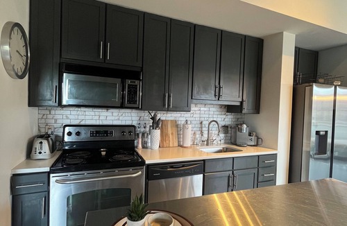 Old Fourth Ward Condo | Modern 2-bedroom condo, 2 bath condo in prime Atlanta Beltline location