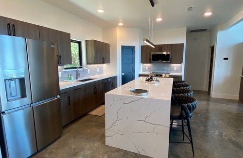 Jasper Cabin | Modern 3-BR Lodge in Jasper with breathtaking views of the Arkansas Grand Canyon
