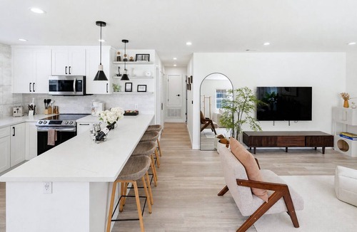 Paradise Valley House | Modern 3BR 2BA/Family Friendly/Smart Toilets/EV Charging/SFO
