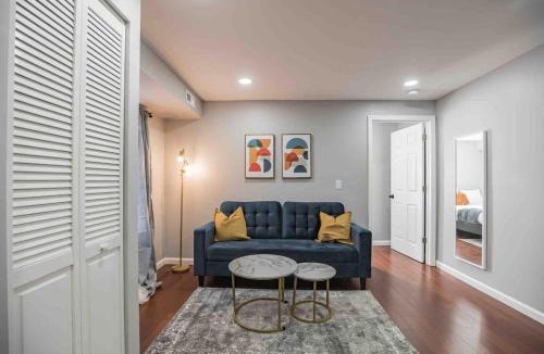 Center City West House | Modern and Stylish Center City 1BR - Perfect Location