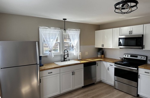 Averill Park House | Modern Country Farmhouse, Walking Distance to Lake