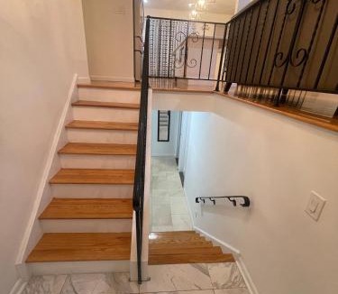 West Orange House | Modern Glam Getaway 30 minutes from NYC