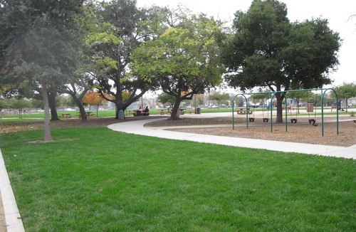 Northside House | Modern LUXE 2B-2.5B townhome near downtown San Jose with AC and Peloton Bike