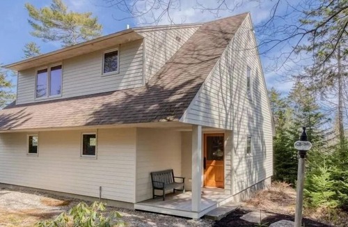 Boothbay Harbor House | MORNING SUN | COUPLE`S RETREAT | WATERFRONT | PRIVATE BEACH