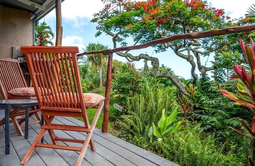Kealakekua House | Nature Accommodation on a Sustainable Farm in Kealakekua Bay, Hawaii
