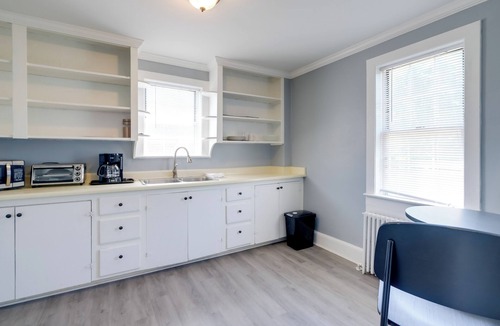 Hamilton Apartment | Near Shops, Eats & Trails: Loudon County Apt!