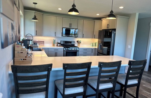 Diamond Ridge House | New home with views of Cook Inlet and towering glaciated volcanoes