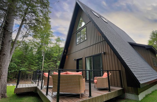 Forestport Cabin | New Luxury A-Frame Cabin, 10 Min from Old Forge with Hot tub and Privacy