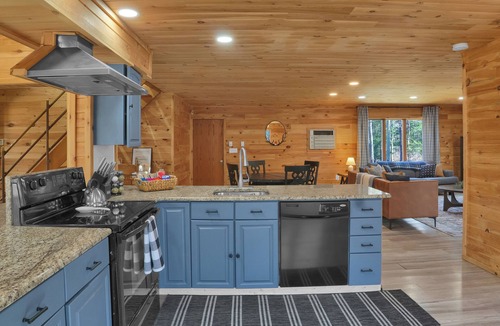 Tunkhannock Township Ski Chalet | NEW! Private Escape w/Home Theater - Hot Tub - Game Room