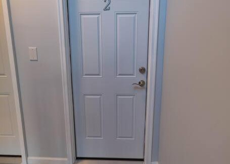 Schenectady Apartment | Newly 5 Star 3 Beds 1 Bath ideal Short term rental