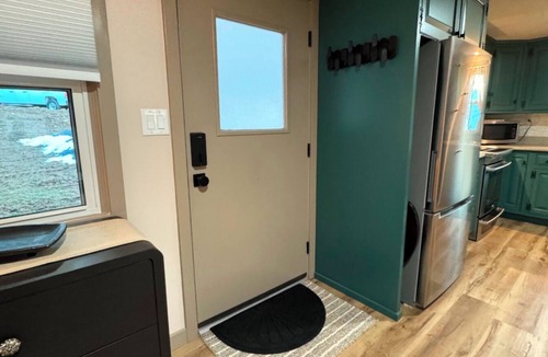 Linglestown House | Newly Remodeled 2BR/1BA Fully Furnished Home Move-In Ready