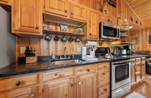 Rangeley Plantation Cabin | Niboban Cabin #8 -Two floors and pet friendly!