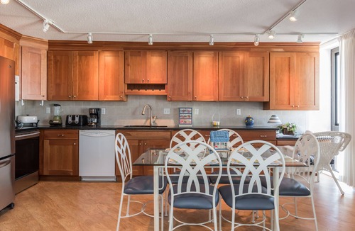 North Ocean City Condo | Oceanfront Building With Great Ocean and Bay Views