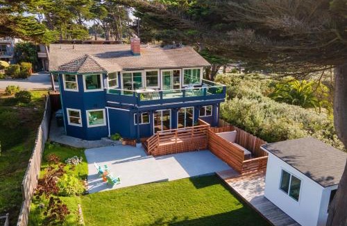 Montara House | Oceanfront Home Retreat w Breathtaking Views of Fitzgerald Marine Reserve
