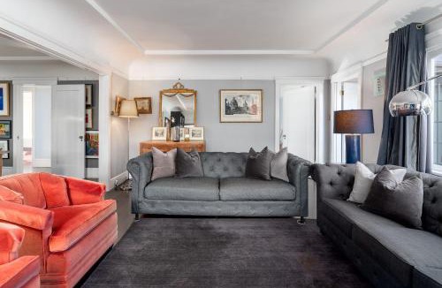 Community Center House | Palo Alto Home on Fulton Street