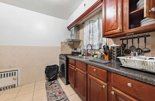 Hackensack House | Peaceful 5-bedroom house with AC in welcoming Hackensack